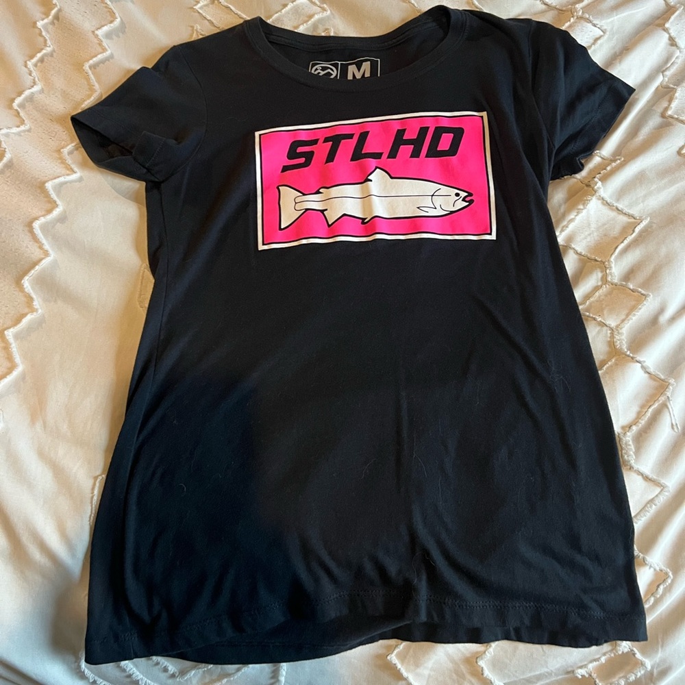 Women’s STLHD Tee size Medium